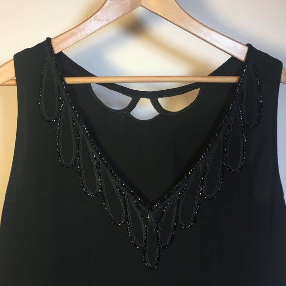 Beautiful black HM dress with a little sparkle - Picture 3 of 4